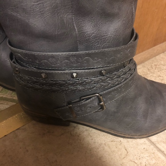 Maurice’s grey tall riding boots, 7 - Picture 3 of 6